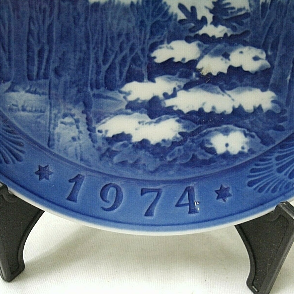 Owl 1974 Royal Copenhagen Collector Plate - Picture 4 of 8
